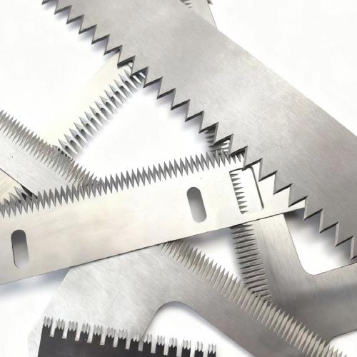 Packaging machine teeth knife
